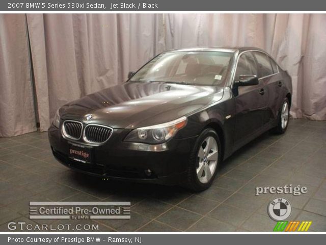 2007 BMW 5 Series 530xi Sedan in Jet Black