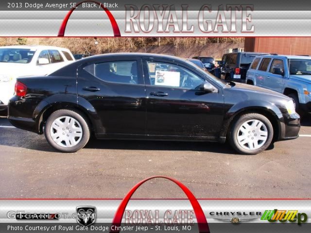 2013 Dodge Avenger SE in Black