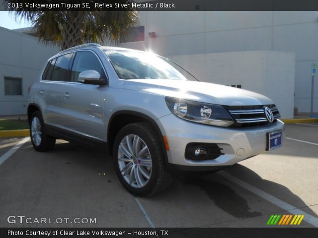 2013 Volkswagen Tiguan SE in Reflex Silver Metallic