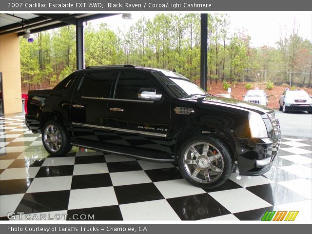 2007 Cadillac Escalade EXT AWD in Black Raven