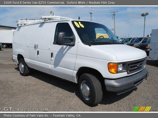 2006 Ford E Series Van E250 Commercial in Oxford White