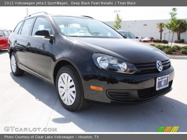 2013 Volkswagen Jetta S SportWagen in Deep Black Pearl Metallic