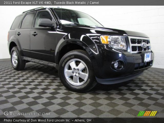 2011 Ford Escape XLT V6 4WD in Tuxedo Black Metallic