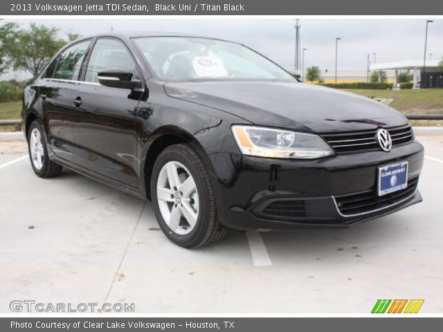 2013 Volkswagen Jetta TDI Sedan in Black Uni