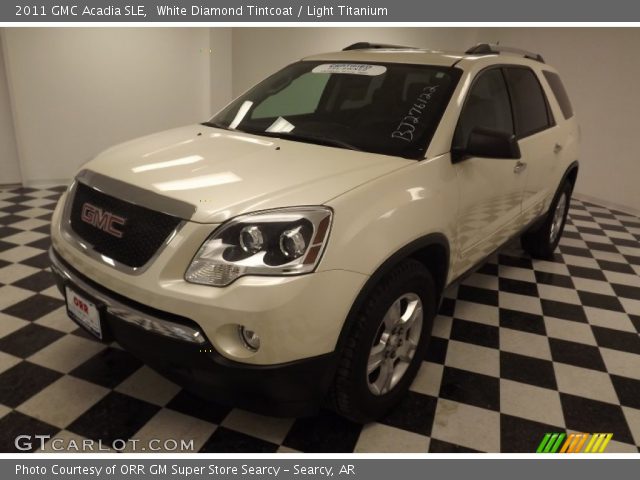 2011 GMC Acadia SLE in White Diamond Tintcoat