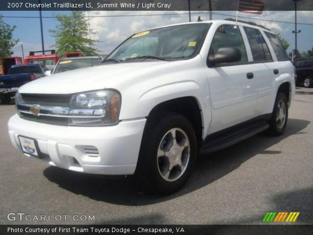 2007 Chevrolet TrailBlazer LS in Summit White