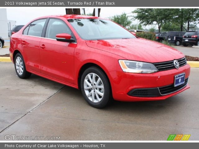 2013 Volkswagen Jetta SE Sedan in Tornado Red
