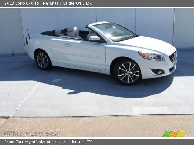 2013 Volvo C70 T5 in Ice White