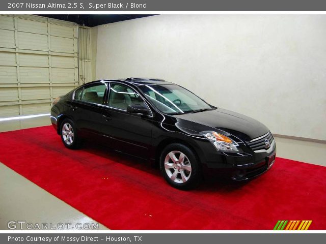 2007 Nissan Altima 2.5 S in Super Black