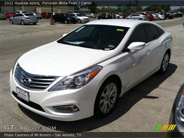 2013 Hyundai Azera  in Porcelain White Pearl