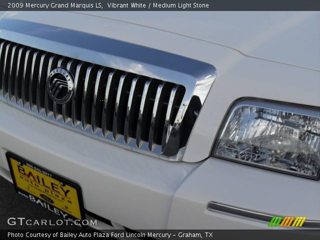 2009 Mercury Grand Marquis LS in Vibrant White