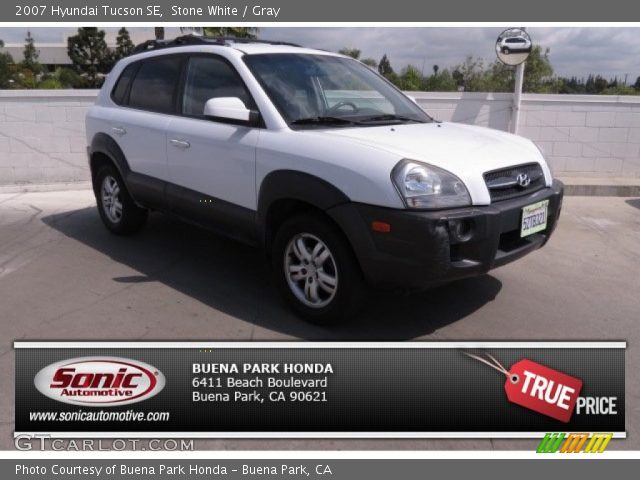 2007 Hyundai Tucson SE in Stone White