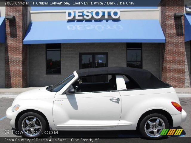 2005 Chrysler PT Cruiser Convertible in Cool Vanilla White