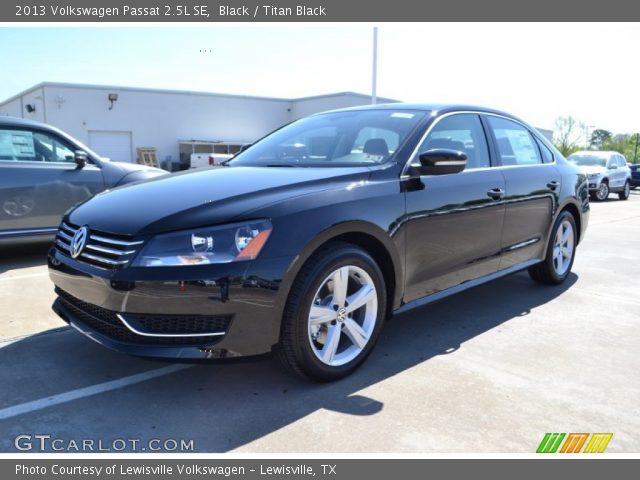 2013 Volkswagen Passat 2.5L SE in Black