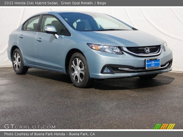 2013 Honda Civic Hybrid Sedan in Green Opal Metallic