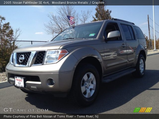2005 Nissan Pathfinder SE 4x4 in Woodland Bronze Metallic