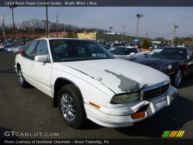 1994 Buick Regal Custom Sedan in Bright White
