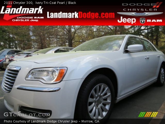 2011 Chrysler 300  in Ivory Tri-Coat Pearl