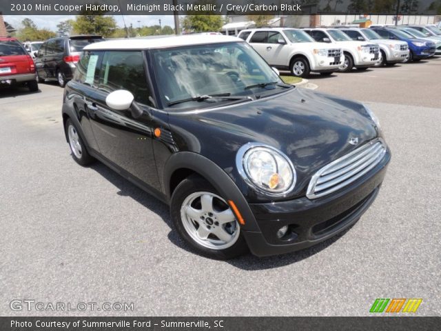 2010 Mini Cooper Hardtop in Midnight Black Metallic