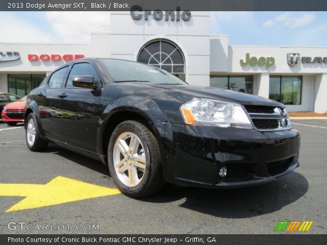 2013 Dodge Avenger SXT in Black