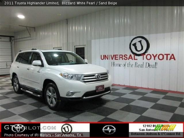 2011 Toyota Highlander Limited in Blizzard White Pearl