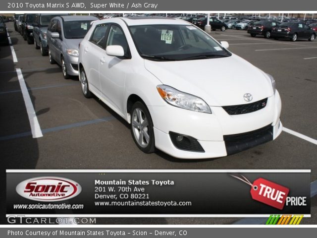 2010 Toyota Matrix S AWD in Super White