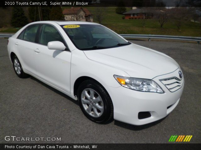 2010 Toyota Camry LE in Super White