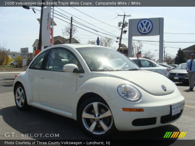 2008 Volkswagen New Beetle Triple White Coupe in Campanella White