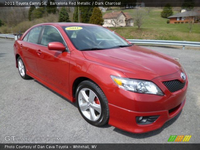 2011 Toyota Camry SE in Barcelona Red Metallic