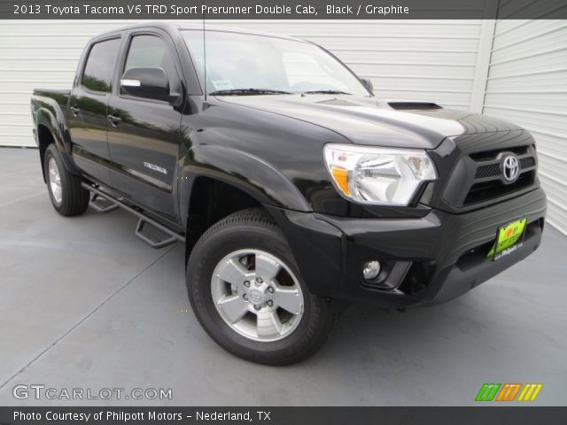 2013 Toyota Tacoma V6 TRD Sport Prerunner Double Cab in Black