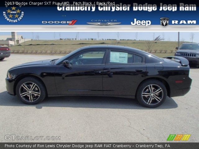 2013 Dodge Charger SXT Plus AWD in Pitch Black