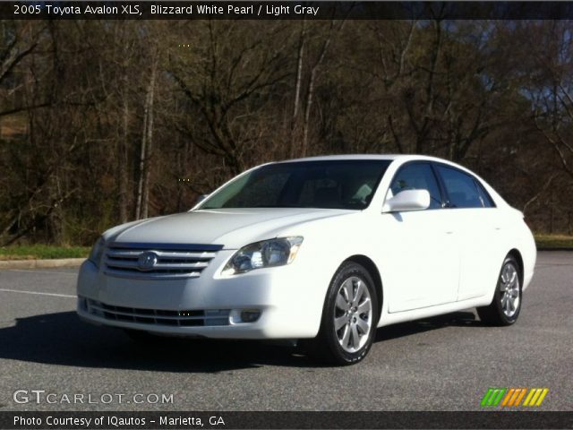 2005 Toyota Avalon XLS in Blizzard White Pearl