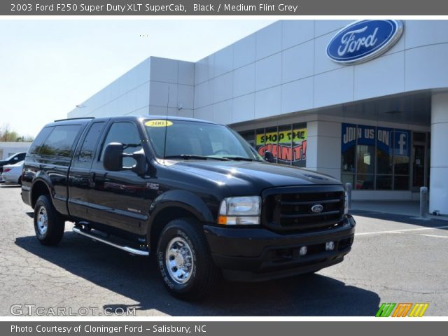 2003 Ford F250 Super Duty XLT SuperCab in Black