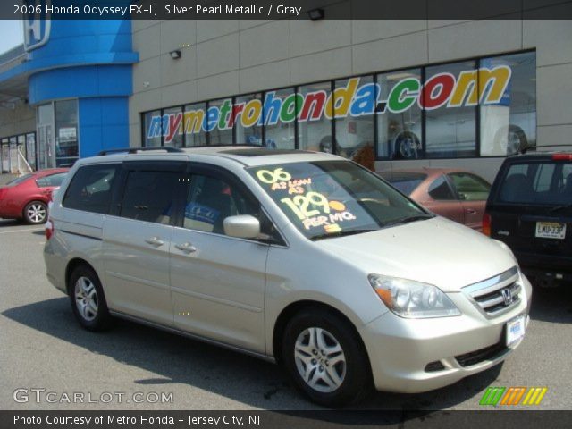 2006 Honda Odyssey EX-L in Silver Pearl Metallic