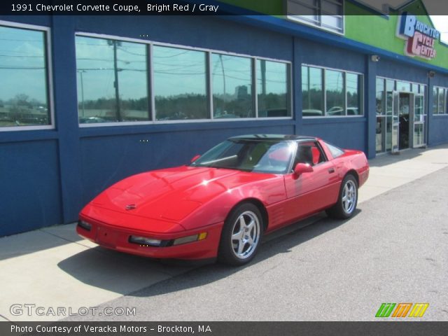 1991 Chevrolet Corvette Coupe in Bright Red