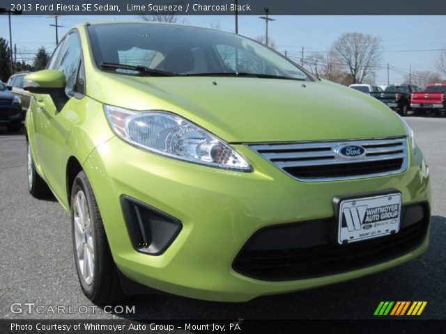 2013 Ford Fiesta SE Sedan in Lime Squeeze