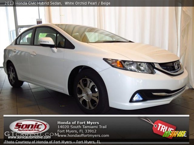 2013 Honda Civic Hybrid Sedan in White Orchid Pearl