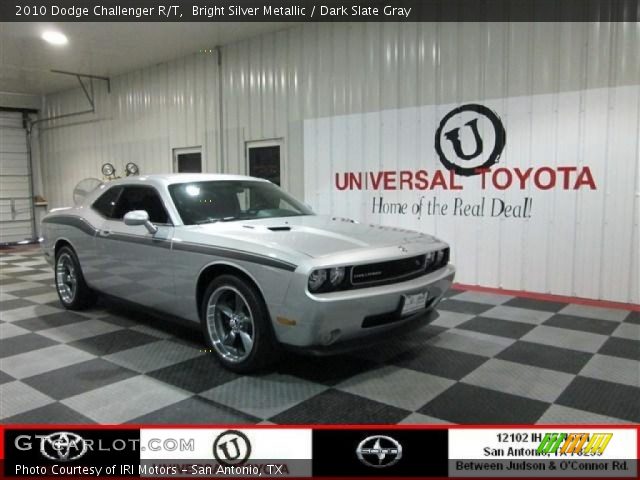 2010 Dodge Challenger R/T in Bright Silver Metallic