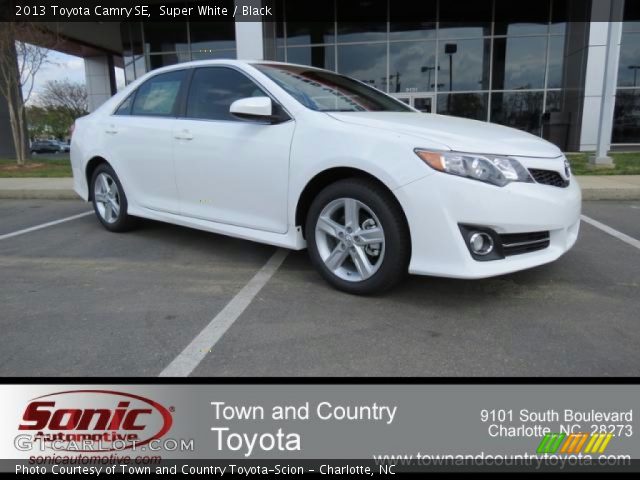 2013 Toyota Camry SE in Super White