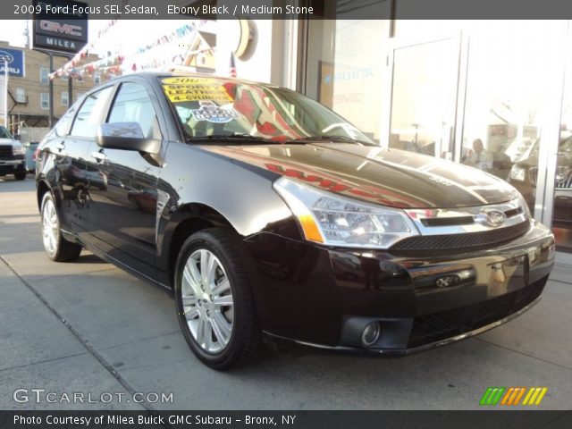 2009 Ford Focus SEL Sedan in Ebony Black