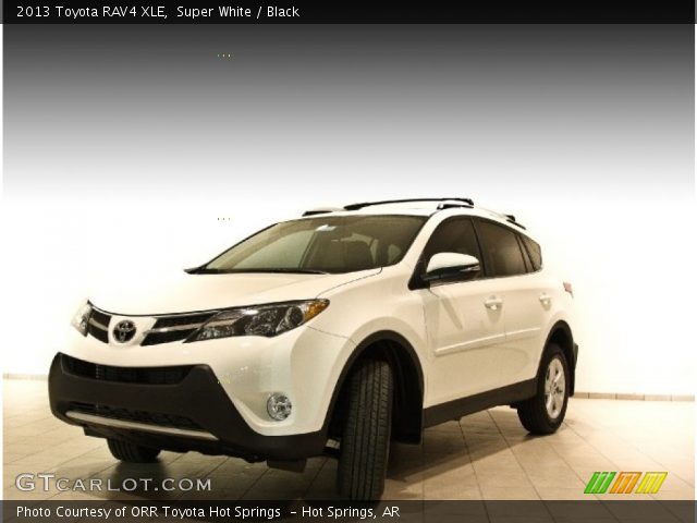2013 Toyota RAV4 XLE in Super White