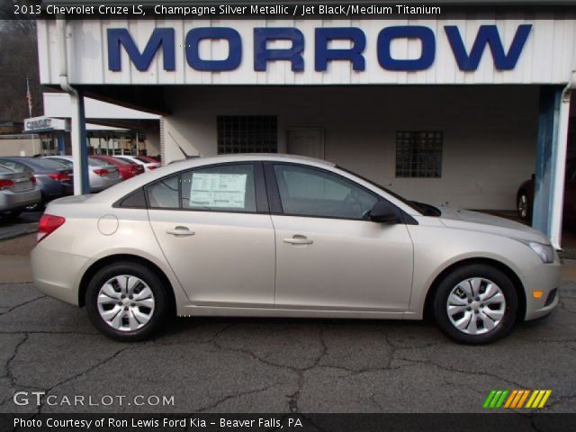 2013 Chevrolet Cruze LS in Champagne Silver Metallic