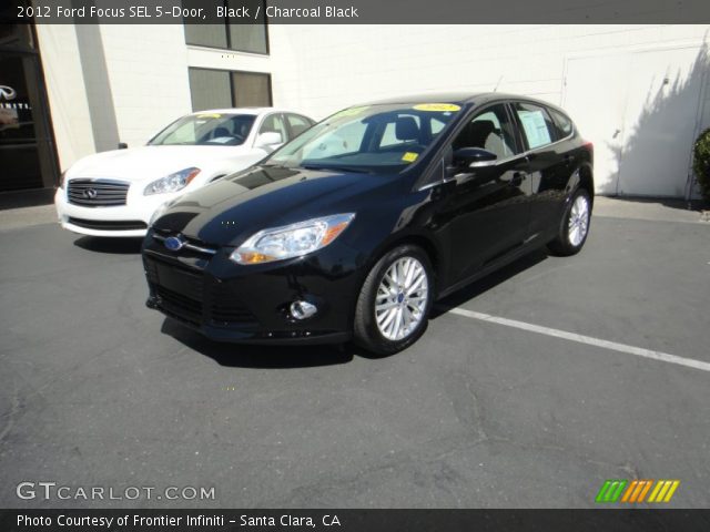 2012 Ford Focus SEL 5-Door in Black