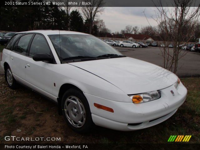 2001 Saturn S Series SW2 Wagon in White