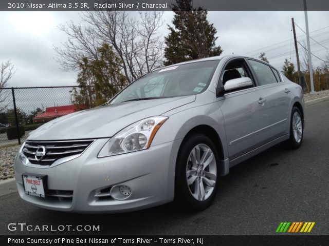 2010 Nissan Altima 3.5 SR in Radiant Silver