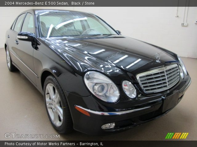 2004 Mercedes-Benz E 500 Sedan in Black