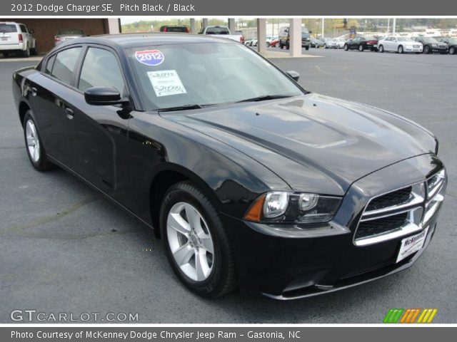 2012 Dodge Charger SE in Pitch Black