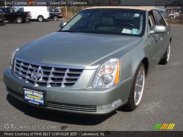 2007 Cadillac DTS Sedan in Green Silk