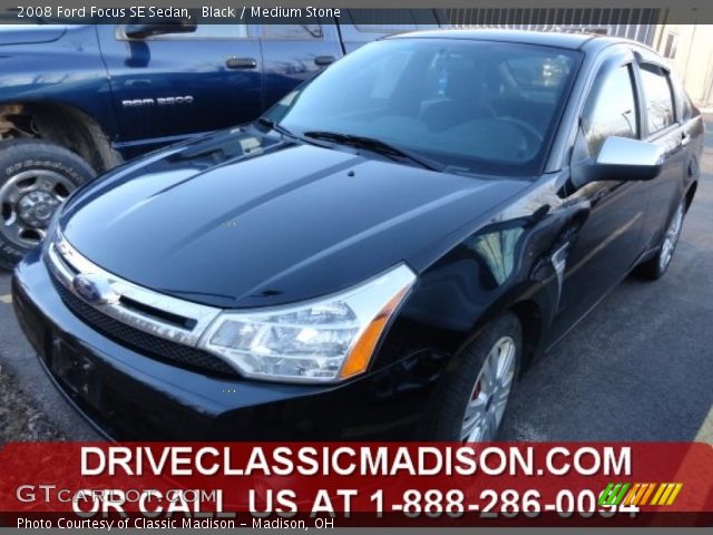 2008 Ford Focus SE Sedan in Black