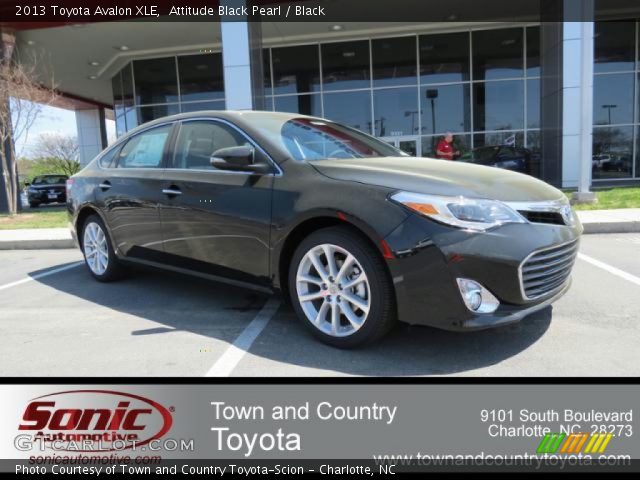 2013 Toyota Avalon XLE in Attitude Black Pearl